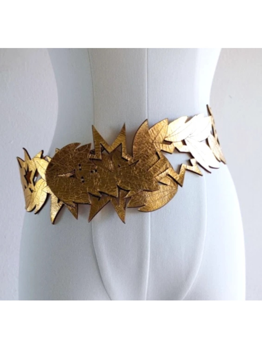 Textured Gold Leaf Motif Women's Waist Belt